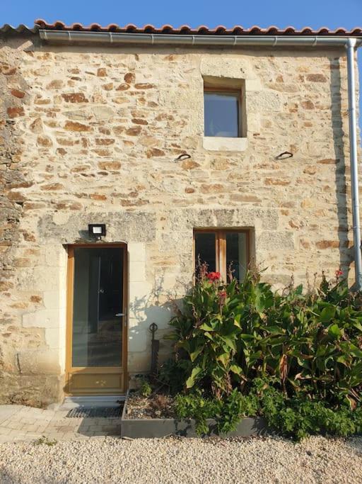 Logement Cosy 2 A 4 Personnes Campagne Proche Mer Frossay Exterior foto